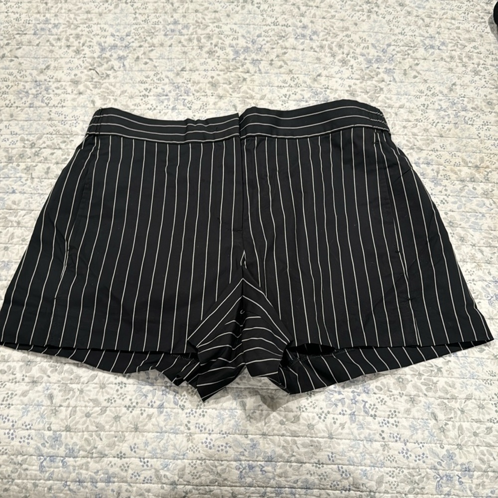 White stripes shorts DKNY